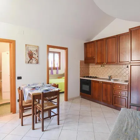 Appartement 1 Bedroom Beautiful In *