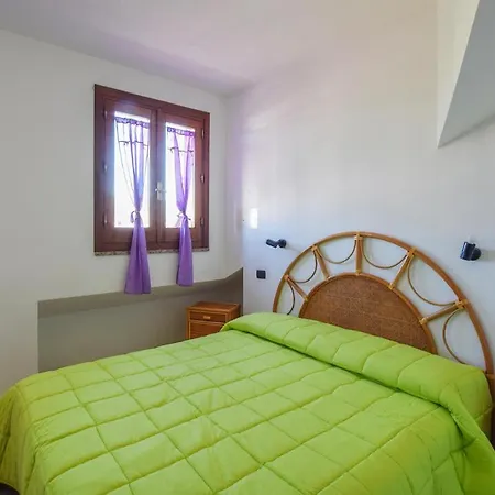 1 Bedroom Beautiful In Ricadi